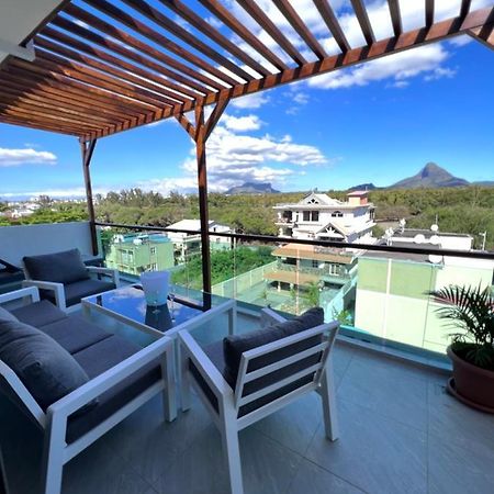 Top-Floor Modern 3Bd Penthouse With Beautiful Mountain View Terrace - 5 Min Walk To Beach Flic-en-Flacq المظهر الخارجي الصورة