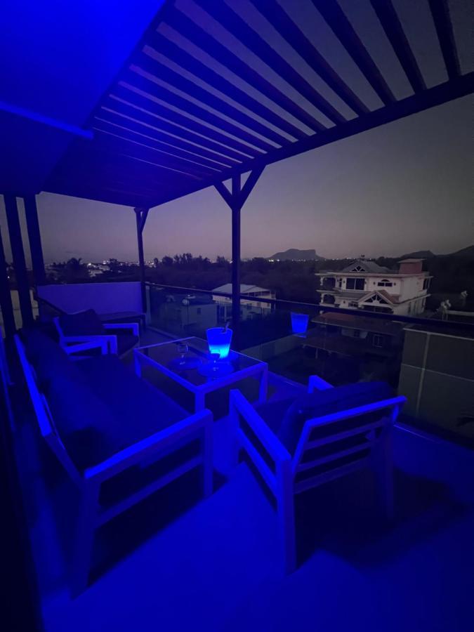 Top-Floor Modern 3Bd Penthouse With Beautiful Mountain View Terrace - 5 Min Walk To Beach Flic-en-Flacq المظهر الخارجي الصورة