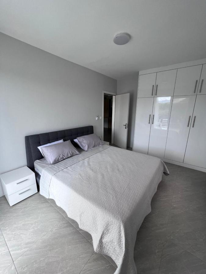 Top-Floor Modern 3Bd Penthouse With Beautiful Mountain View Terrace - 5 Min Walk To Beach Flic-en-Flacq المظهر الخارجي الصورة