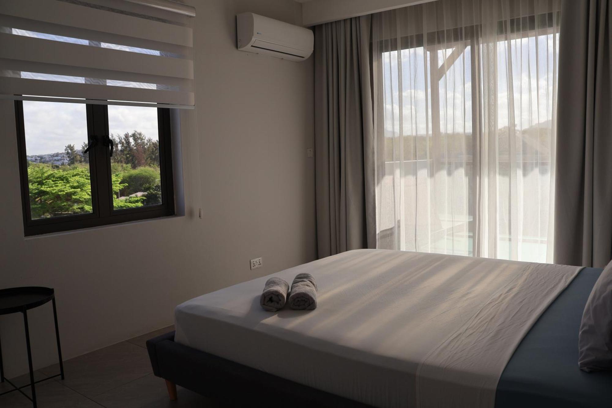 Top-Floor Modern 3Bd Penthouse With Beautiful Mountain View Terrace - 5 Min Walk To Beach Flic-en-Flacq المظهر الخارجي الصورة